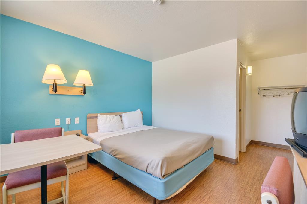 Rodeway Inn Tillmans Corner Cameră foto